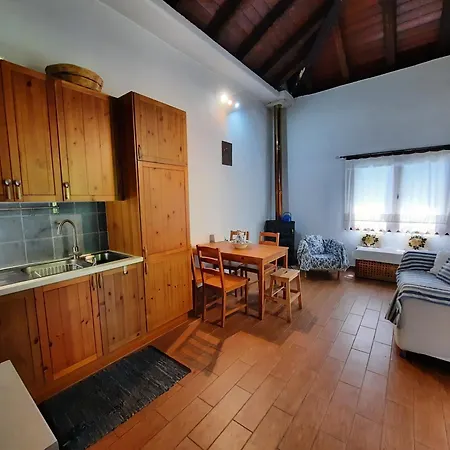 Chapel's House Pteleós